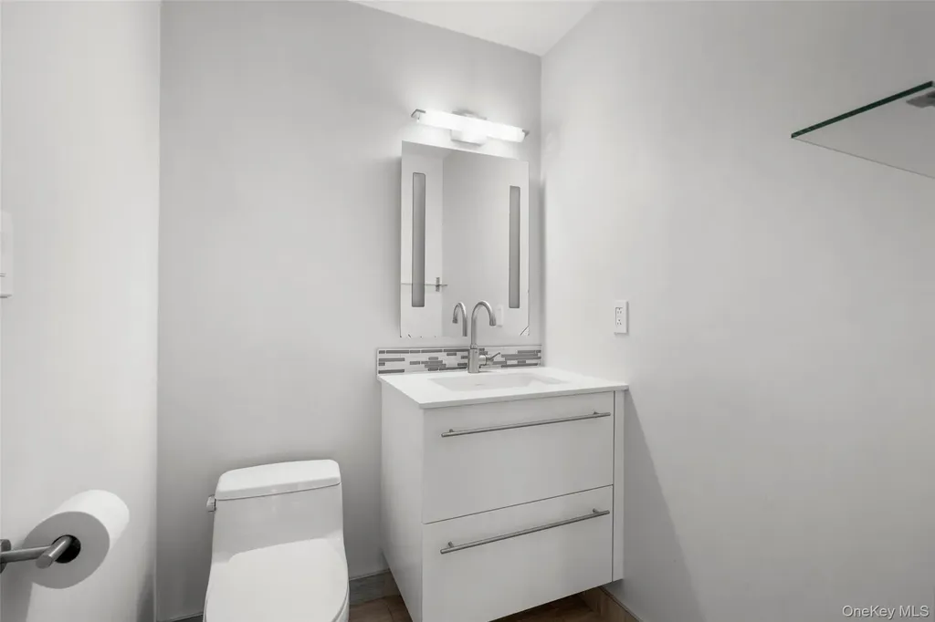 18 Bronxville Glen Drive Bronxville NY 10708
