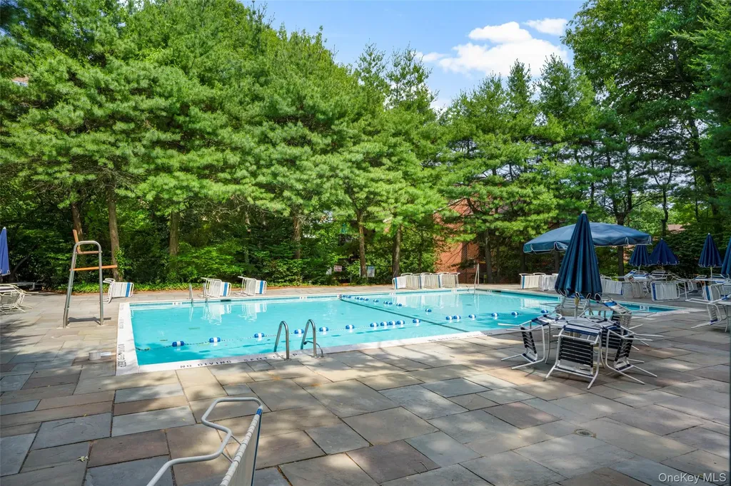 18 Bronxville Glen Drive Bronxville NY 10708