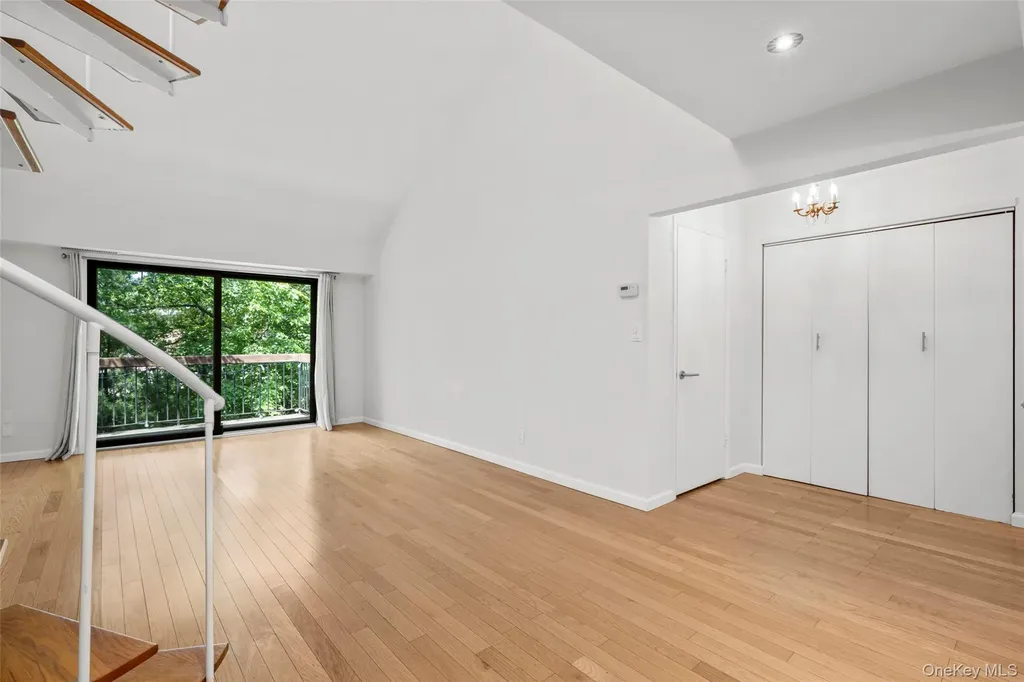 18 Bronxville Glen Drive Bronxville NY 10708