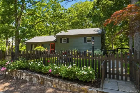 16 Howland Road Garrison NY 10524
