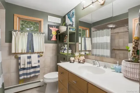 16 Howland Road Garrison NY 10524