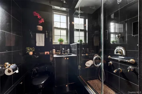 270 Bronxville Road Bronxville NY 10708