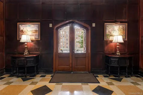 270 Bronxville Road Bronxville NY 10708