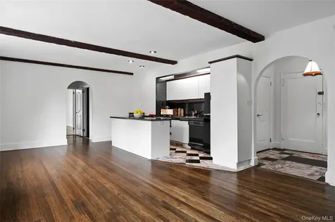 270 Bronxville Road Bronxville NY 10708