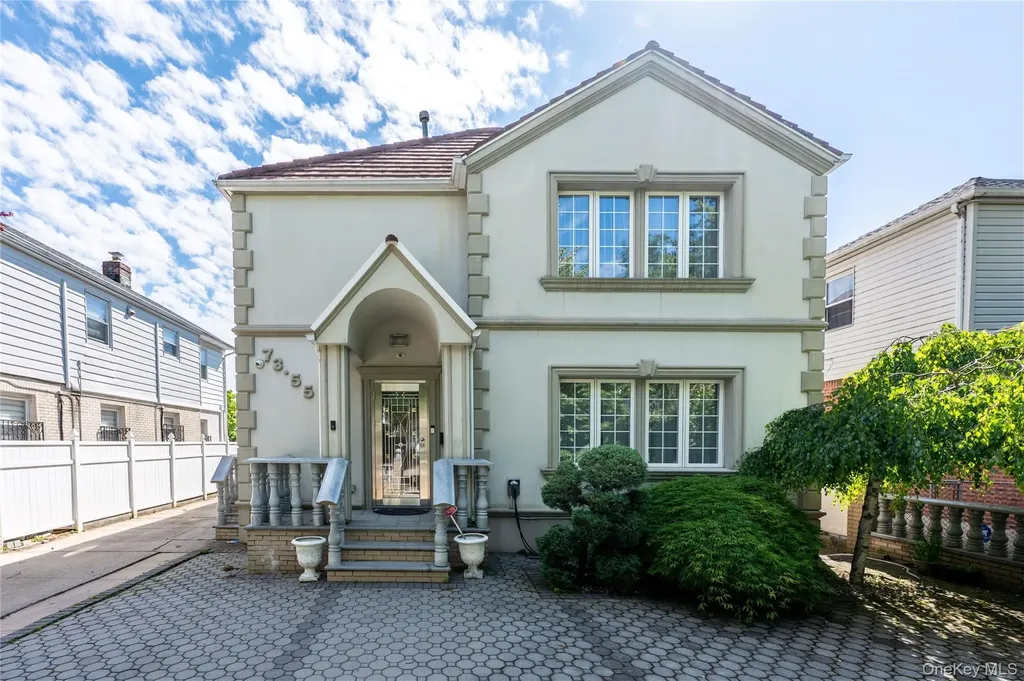 7355 194th Street Fresh Meadows NY 11366