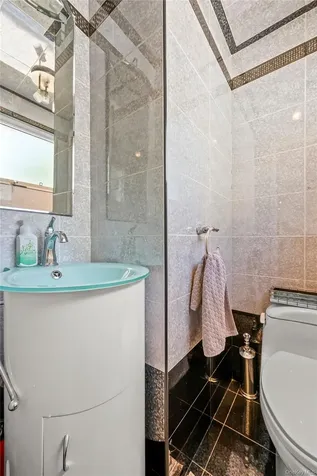 7355 194th Street Fresh Meadows NY 11366