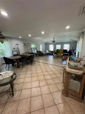1498 Kew Avenue Hewlett NY 11557