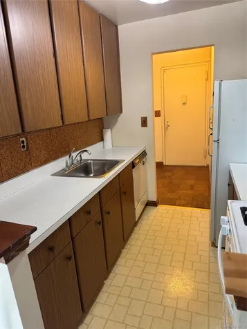 25 Stewart Place Mount Kisco NY 10549