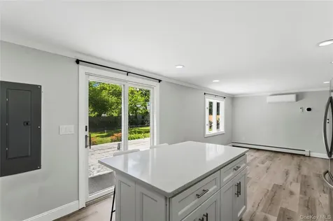 26 Halfcircle Drive Holbrook NY 11741