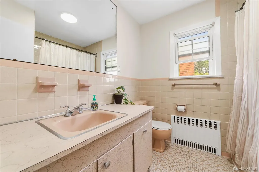 342 Roberts Avenue Yonkers NY 10703
