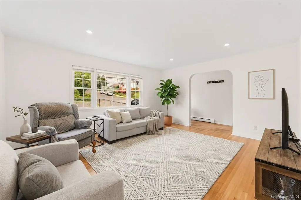 342 Roberts Avenue Yonkers NY 10703