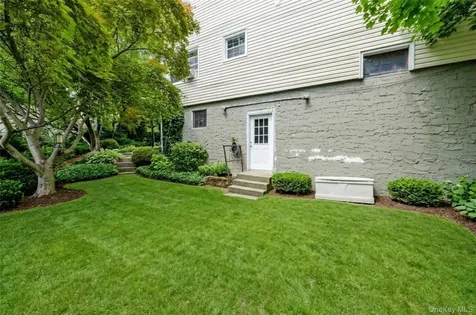 342 Roberts Avenue Yonkers NY 10703