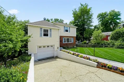 342 Roberts Avenue Yonkers NY 10703