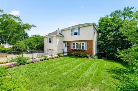 342 Roberts Avenue Yonkers NY 10703