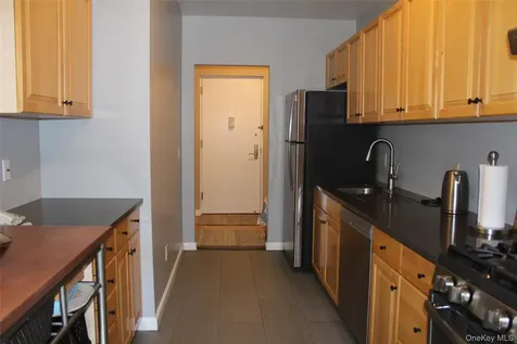 85 Bronx River Road Yonkers NY 10704