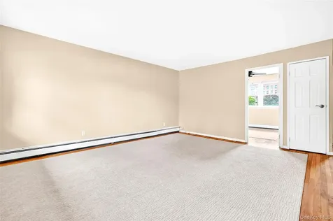 160 Centre Avenue New Rochelle NY 10805