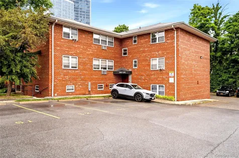 160 Centre Avenue New Rochelle NY 10805