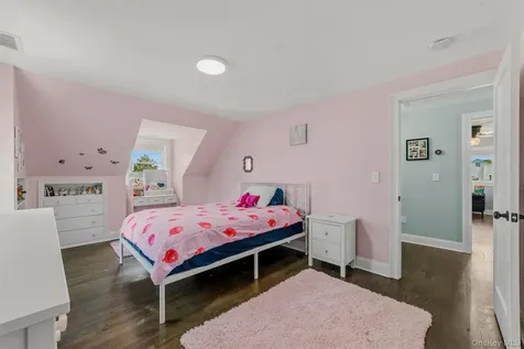 61 Kathwood Road Yonkers NY 10710