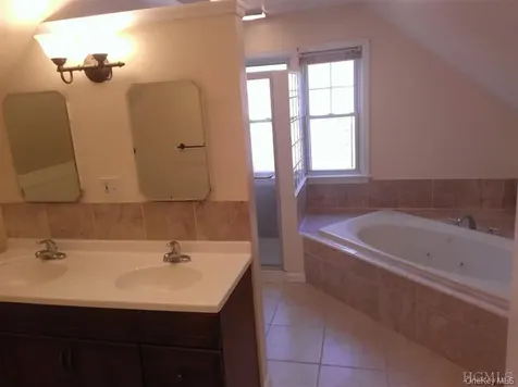 263 N Regent Street Port Chester NY 10573