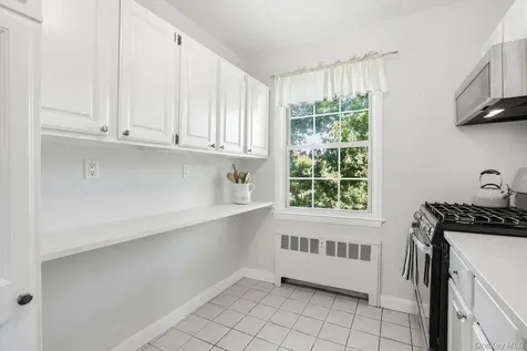 21 Fieldstone Drive Hartsdale NY 10530