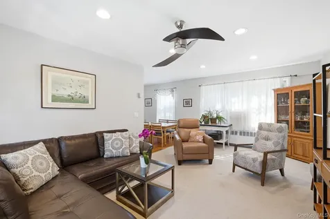 21 Fieldstone Drive Hartsdale NY 10530