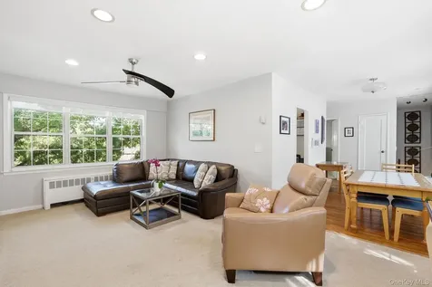 21 Fieldstone Drive Hartsdale NY 10530