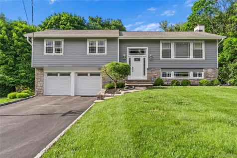 224 Willow Drive Briarcliff Manor NY 10510