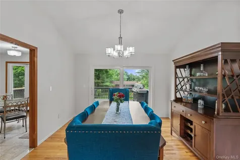 224 Willow Drive Briarcliff Manor NY 10510