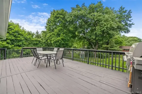 224 Willow Drive Briarcliff Manor NY 10510