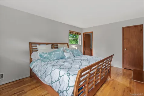 224 Willow Drive Briarcliff Manor NY 10510