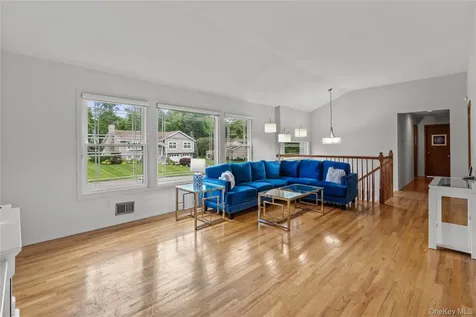 224 Willow Drive Briarcliff Manor NY 10510