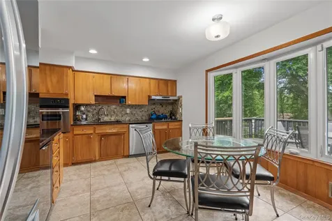 224 Willow Drive Briarcliff Manor NY 10510