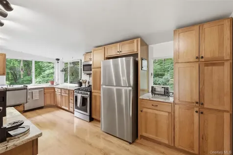 236 Hosner Mountain Road Hopewell Junction NY 12533