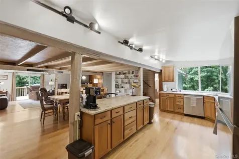 236 Hosner Mountain Road Hopewell Junction NY 12533