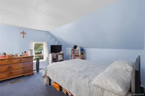 236 Hosner Mountain Road Hopewell Junction NY 12533