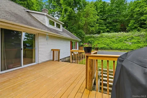 236 Hosner Mountain Road Hopewell Junction NY 12533