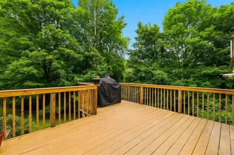 236 Hosner Mountain Road Hopewell Junction NY 12533
