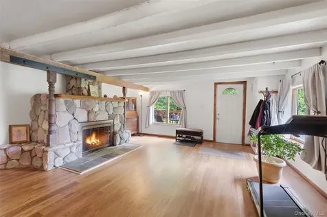 236 Hosner Mountain Road Hopewell Junction NY 12533