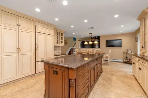 2114 Donna Drive Merrick NY 11566