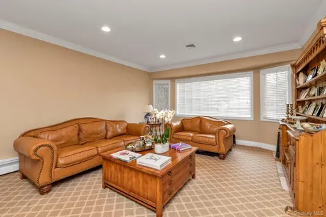 2114 Donna Drive Merrick NY 11566