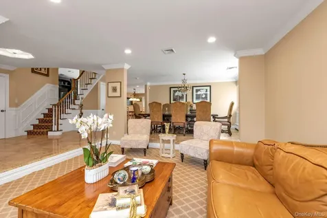 2114 Donna Drive Merrick NY 11566