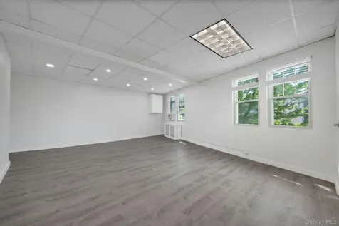 440 White Plains Road Eastchester NY 10709