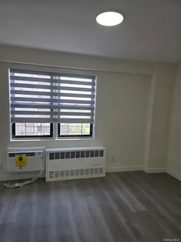 4255 Colden Street Flushing NY 11355