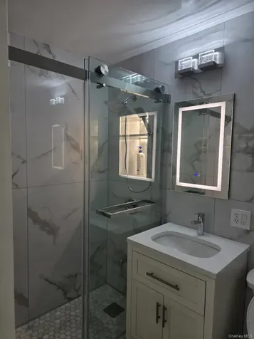 4255 Colden Street Flushing NY 11355