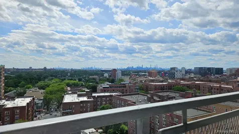 4255 Colden Street Flushing NY 11355