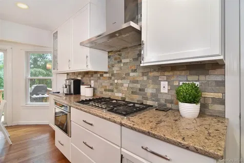 13 Janet Terrace Irvington NY 10533
