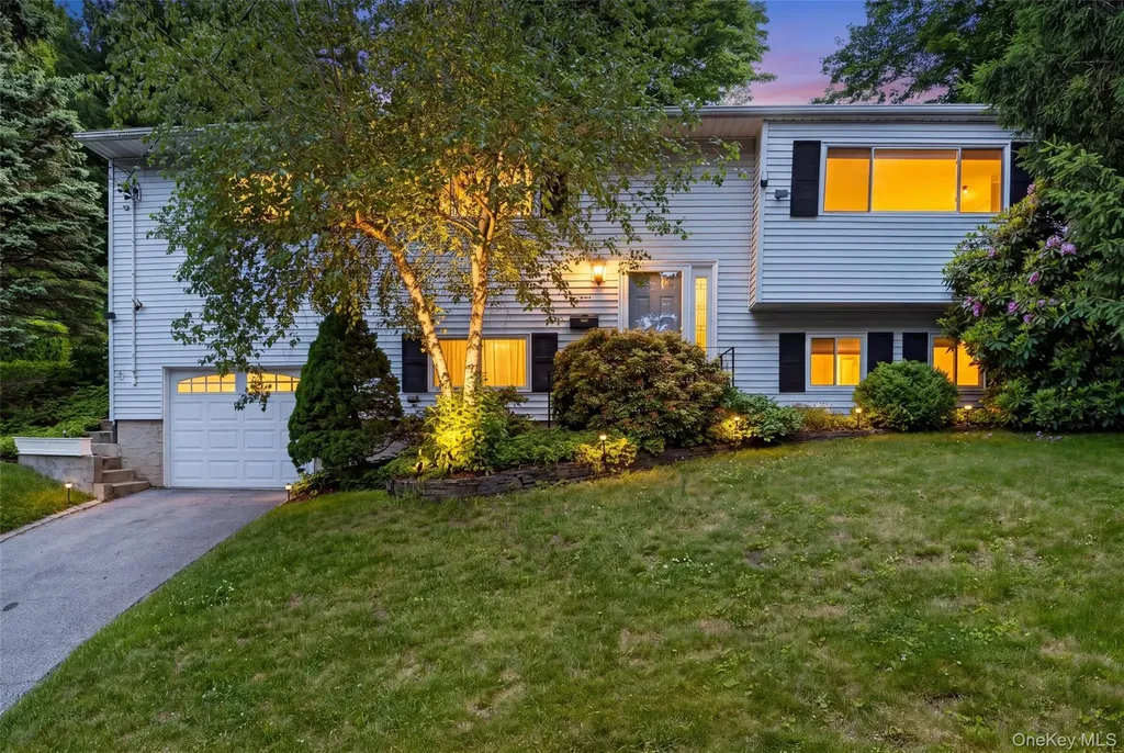4 Pamela Lane Valhalla NY 10595