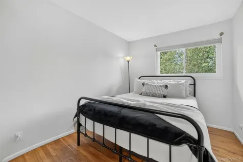 4 Pamela Lane Valhalla NY 10595