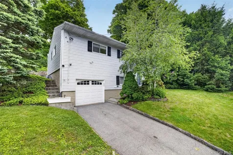 4 Pamela Lane Valhalla NY 10595