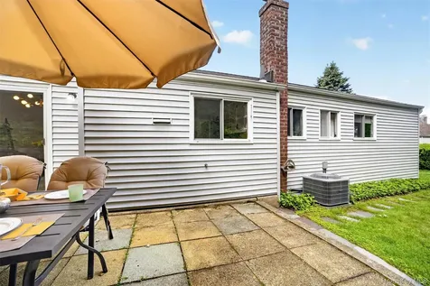 4 Pamela Lane Valhalla NY 10595